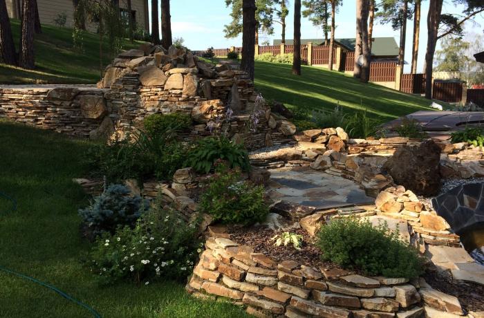 Создание альпийской горки с каскадам